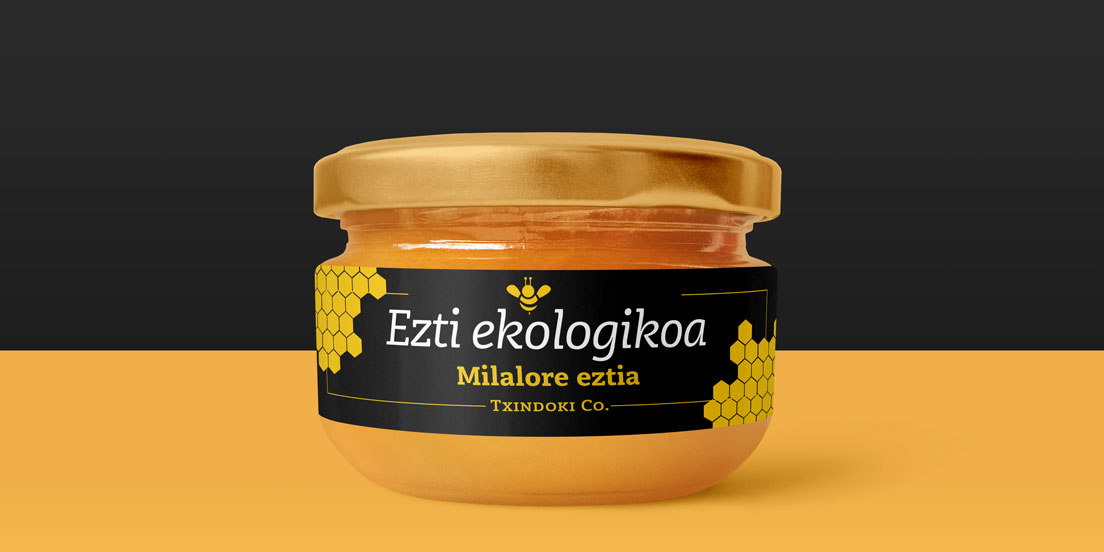 Karela typeface in use in a honey jar label